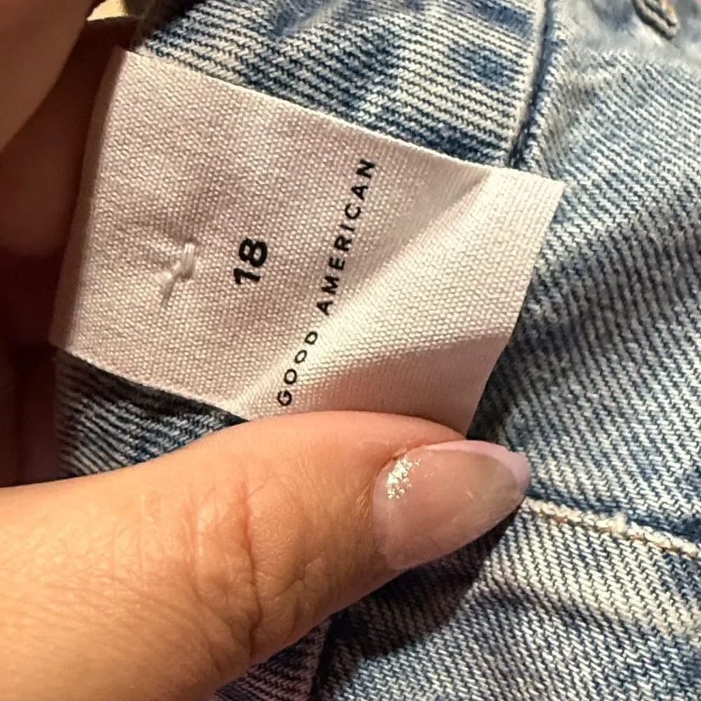 NWT- Good American-GOOD '90s RELAXED JEANS | INDIGO499- Size 18